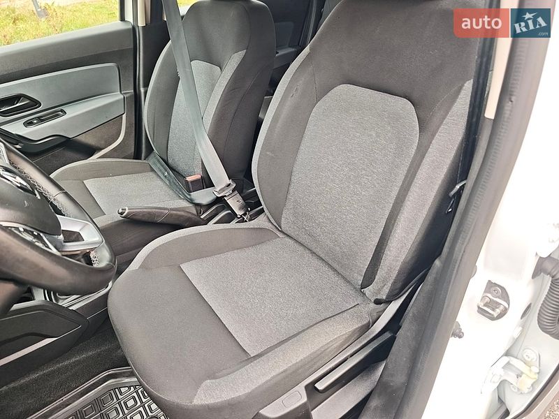 Внедорожник / Кроссовер Renault Duster 2023 в Сумах фото 16 Внедорожник / Кроссовер Renault Duster 2023 в Сумах