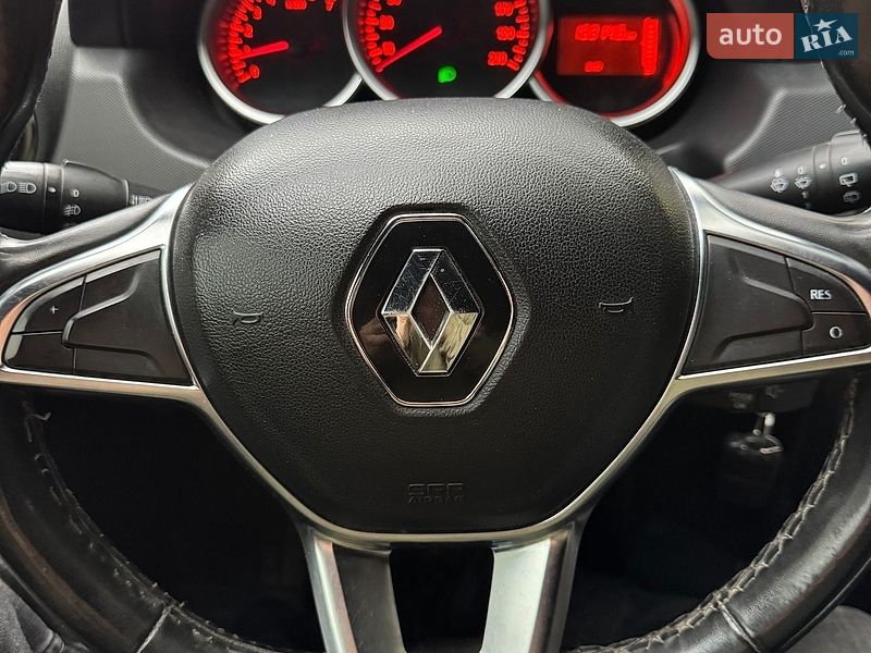 Позашляховик / Кросовер Renault Duster 2017 в Києві