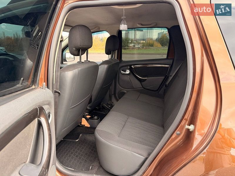 Внедорожник / Кроссовер Renault Duster 2011 в Кривом Роге