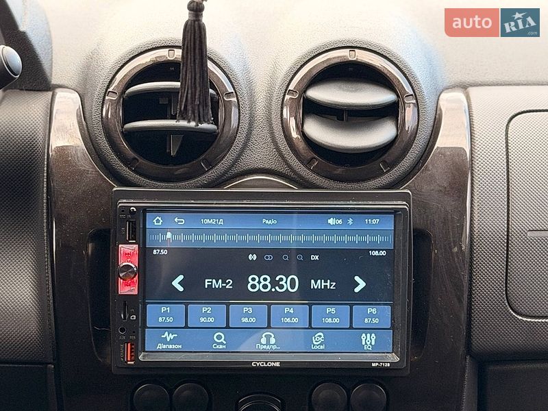 Внедорожник / Кроссовер Renault Duster 2011 в Кривом Роге