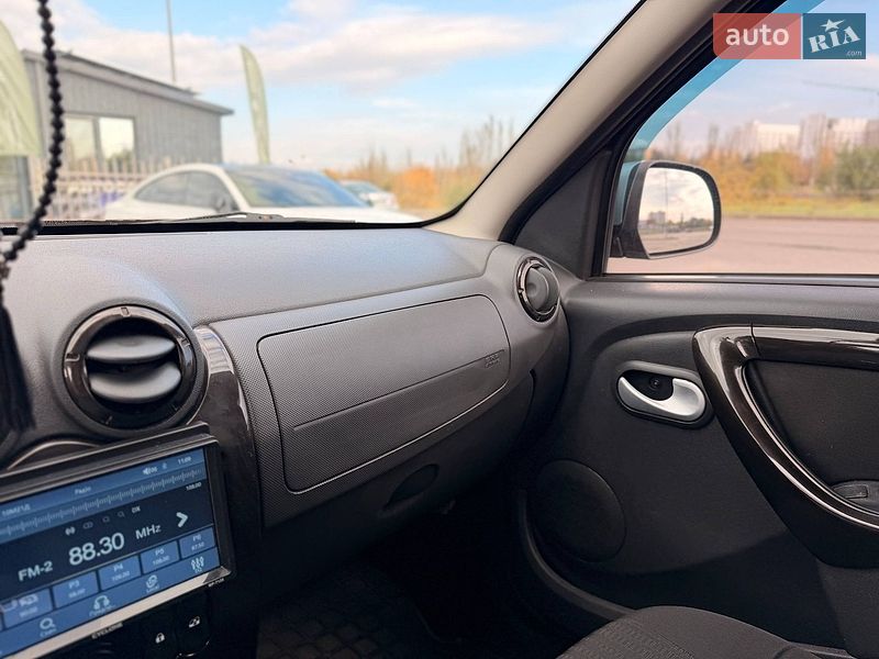 Внедорожник / Кроссовер Renault Duster 2011 в Кривом Роге