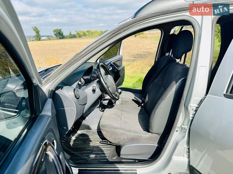 Позашляховик / Кросовер Renault Duster 2014 в Лохвиці фото 10 Позашляховик / Кросовер Renault Duster 2014 в Лохвиці