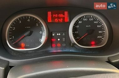Позашляховик / Кросовер Renault Duster 2011 в Дніпрі