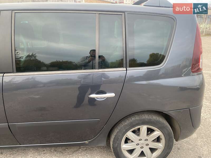 Мінівен Renault Espace 2010 в Чернігові фото 17 Мінівен Renault Espace 2010 в Чернігові