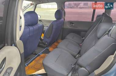 Мінівен Renault Espace 2002 в Чернівцях