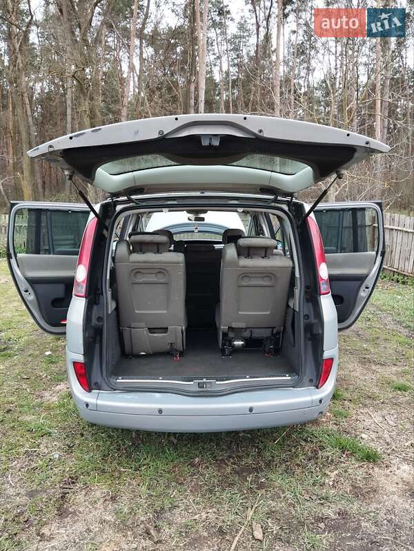 Минивэн Renault Espace 2003 в Корсуне-Шевченковском