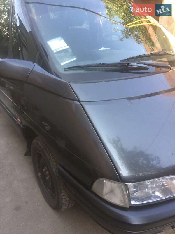 Минивэн Renault Espace 1995 в Белогорье