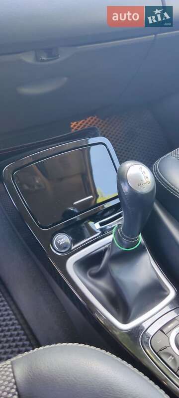 Минивэн Renault Espace 2013 в Коростене