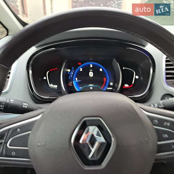 Минивэн Renault Espace 2015 в Луцке фото 16 Минивэн Renault Espace 2015 в Луцке