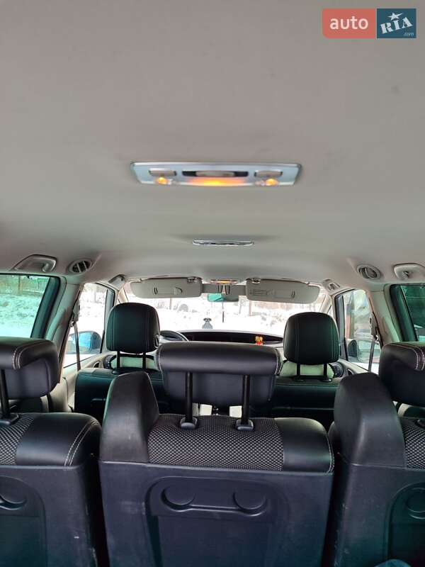 Минивэн Renault Espace 2011 в Шептицькому