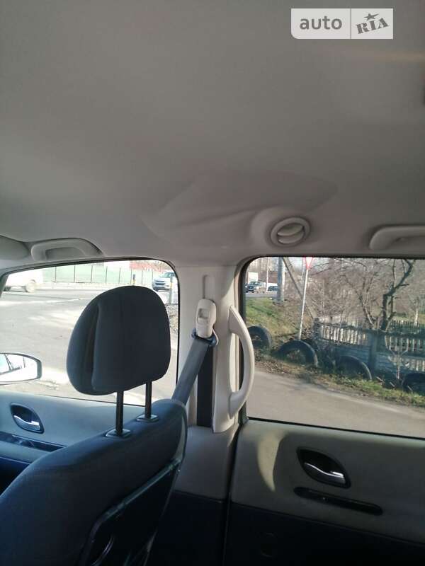 Минивэн Renault Espace 2005 в Виннице