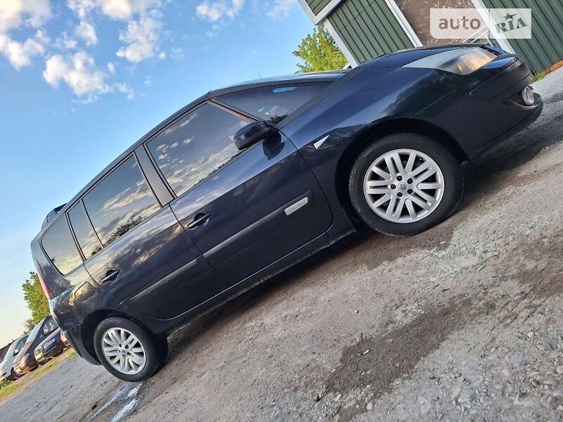 Мінівен Renault Espace 2005 в Чернівцях