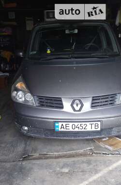 Мінівен Renault Espace 2004 в Першотравенську