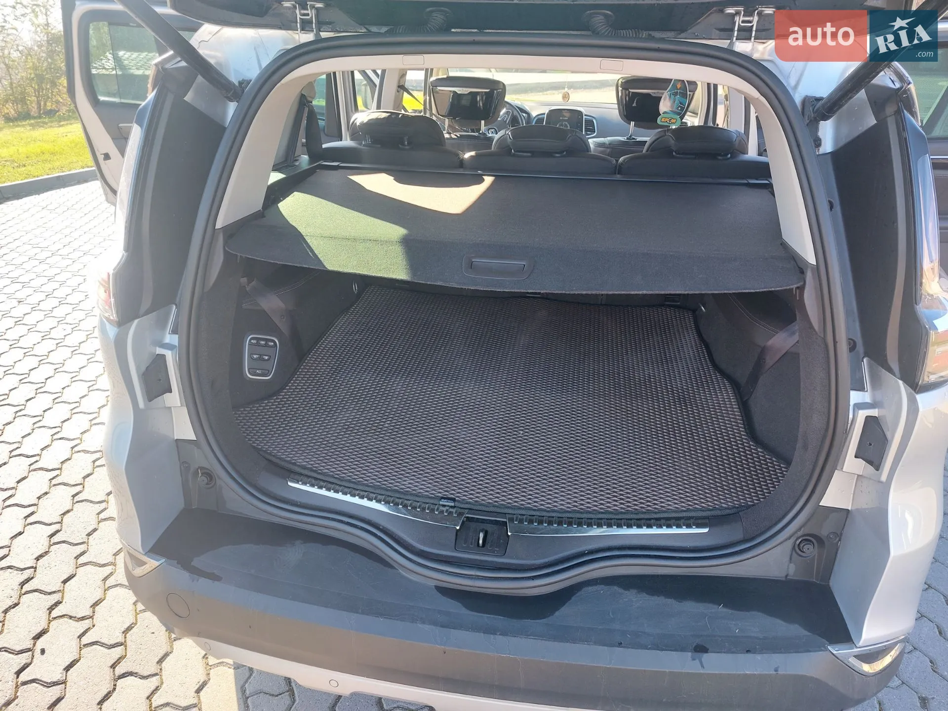 2017 Renault Espace - мініатюра 10