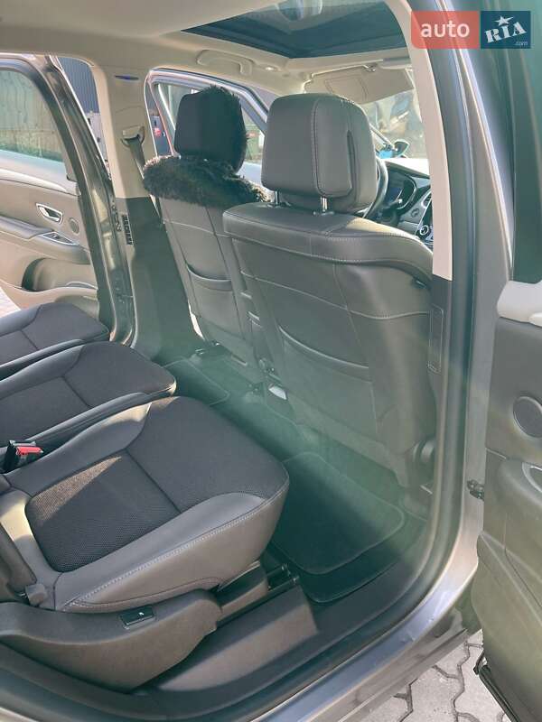 Мінівен Renault Espace 2016 в Стрию