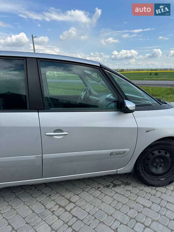 Минивэн Renault Espace 2005 в Дрогобыче