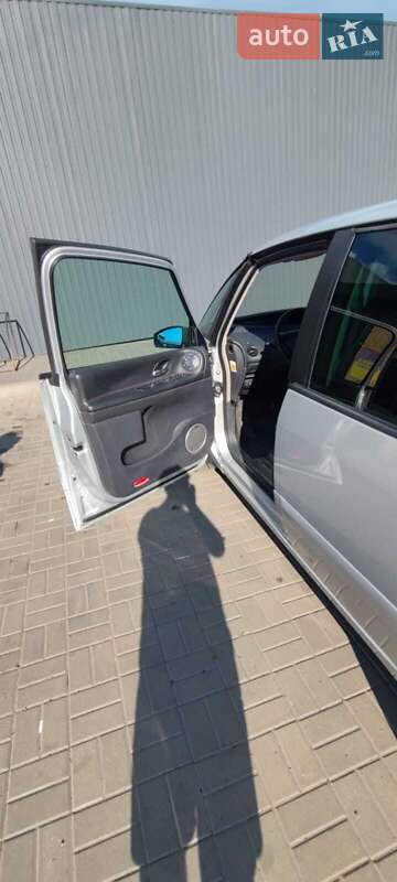 Минивэн Renault Espace 2009 в Славянске