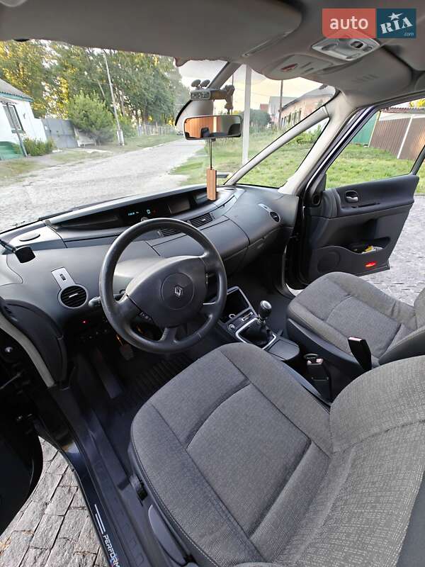 Минивэн Renault Espace 2010 в Гадяче