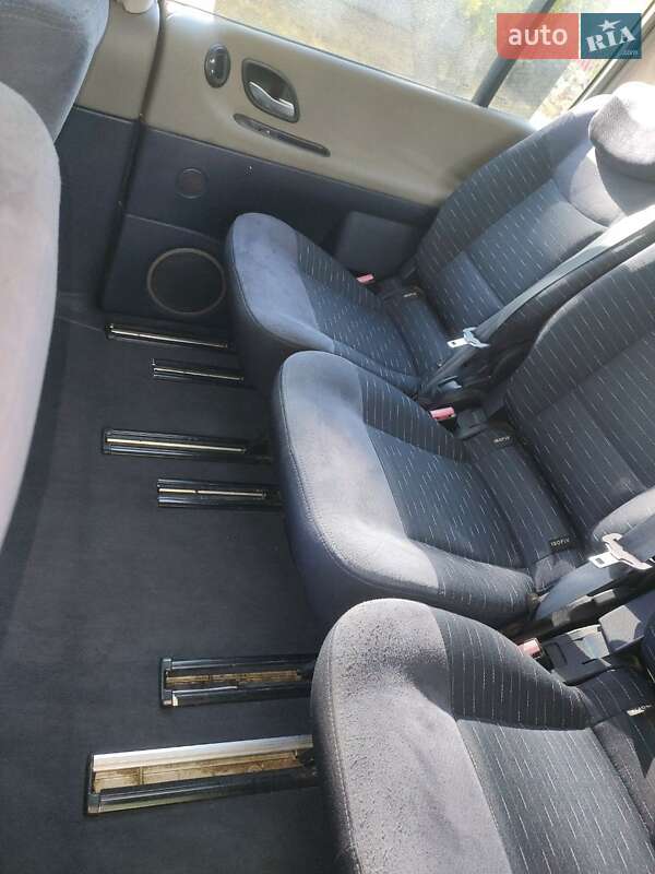 Мінівен Renault Espace 2004 в Одесі фото 3 Мінівен Renault Espace 2004 в Одесі