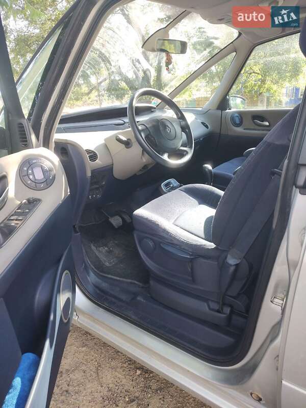 Мінівен Renault Espace 2004 в Одесі фото 9 Мінівен Renault Espace 2004 в Одесі