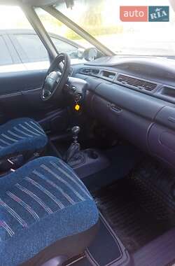 Минивэн Renault Espace 2002 в Ирпене