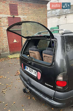 Минивэн Renault Espace 2000 в 