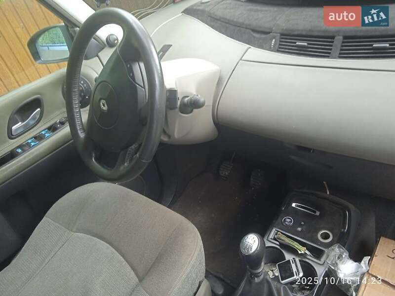 Минивэн Renault Espace 2003 в Гайсине