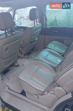 Минивэн Renault Espace 2006 в  фото 9 Минивэн Renault Espace 2006 в