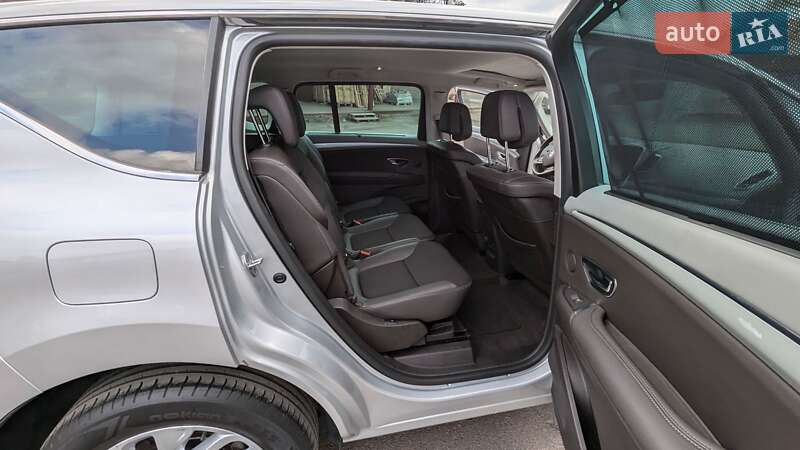 Мінівен Renault Espace 2016 в Рівному