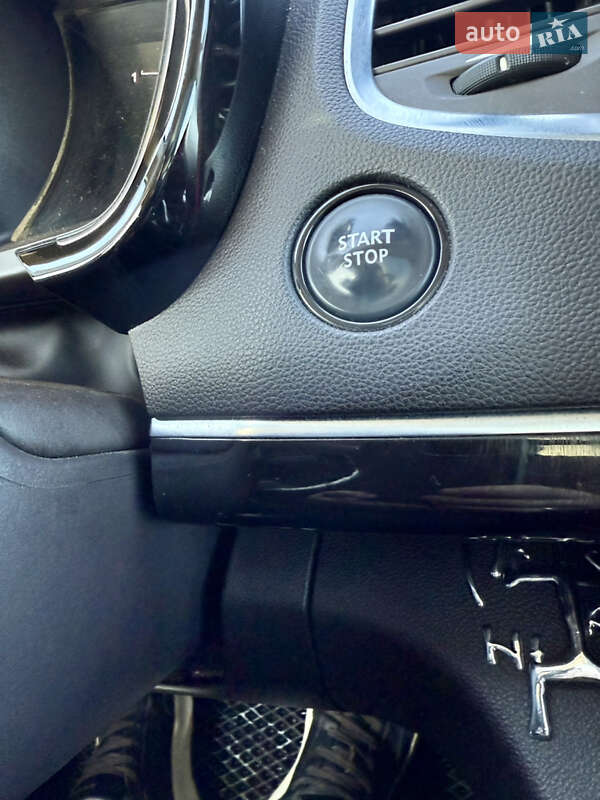 Мінівен Renault Espace 2015 в Новояворівську фото 29 Мінівен Renault Espace 2015 в Новояворівську