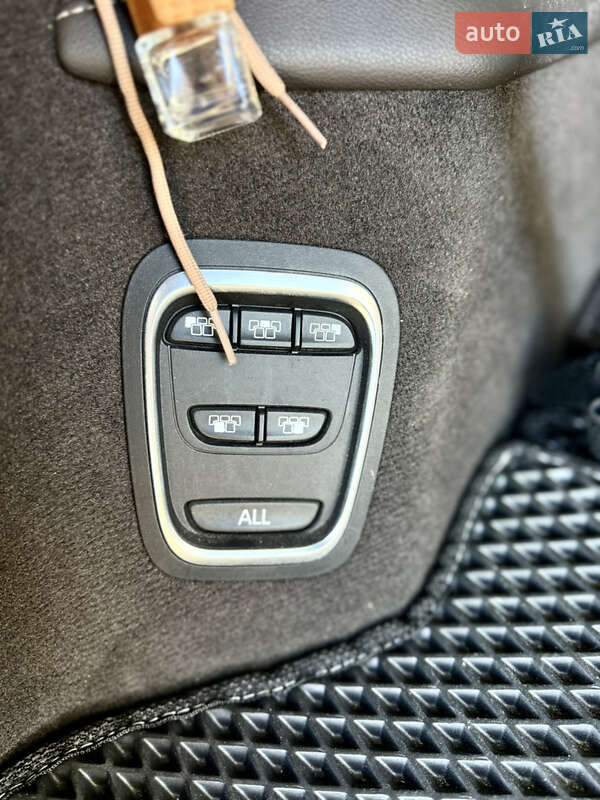 Мінівен Renault Espace 2015 в Новояворівську фото 46 Мінівен Renault Espace 2015 в Новояворівську