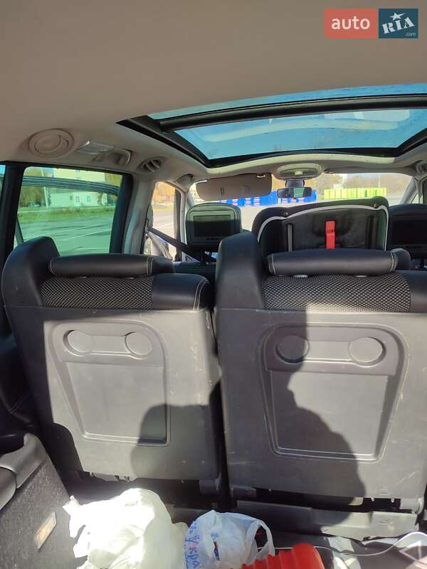 Минивэн Renault Espace 2012 в Каменец-Подольском