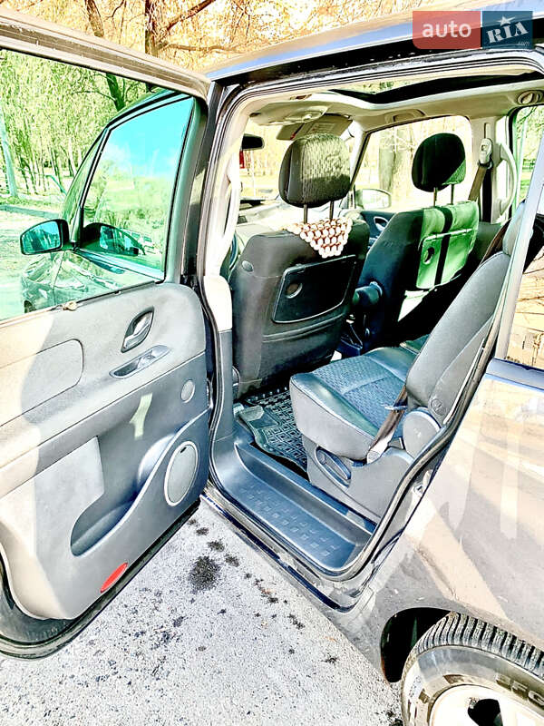 Мінівен Renault Espace 2005 в Сумах