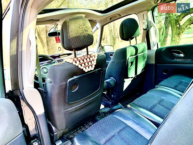 Мінівен Renault Espace 2005 в Сумах