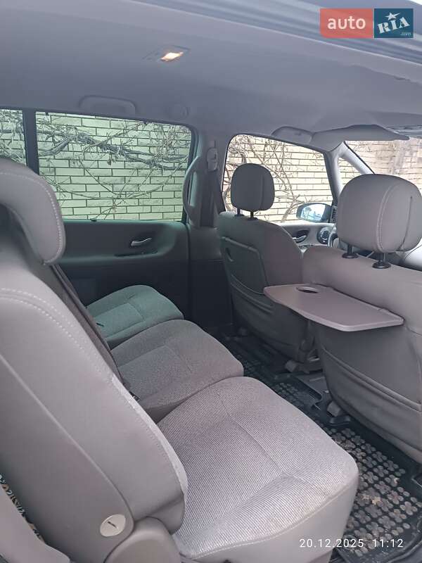 Минивэн Renault Espace 2004 в Черновцах