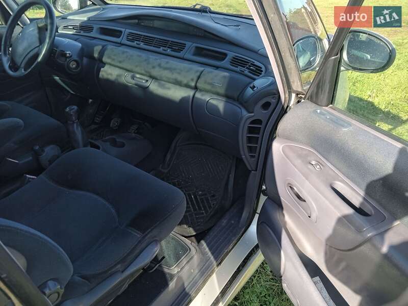 Минивэн Renault Espace 2001 в Луцке