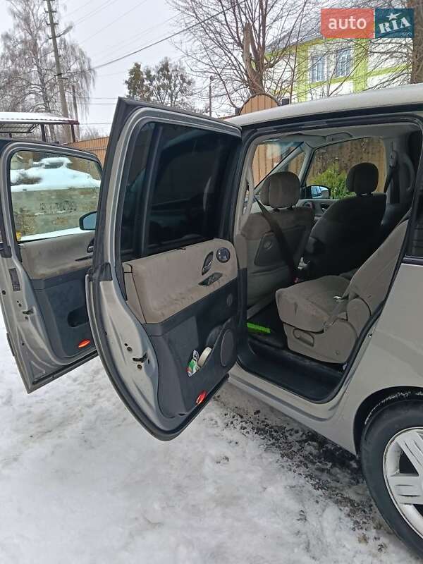 Минивэн Renault Espace 2003 в Фастове