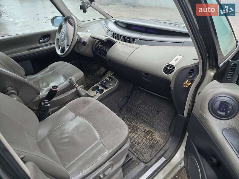 Минивэн Renault Espace 2004 в Снигиревке