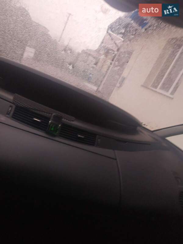 Мінівен Renault Espace 2011 в Львові фото 68 Мінівен Renault Espace 2011 в Львові