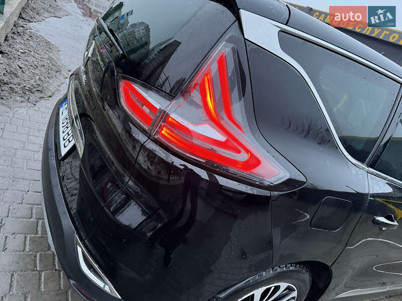 Мінівен Renault Espace 2016 в Дніпрі