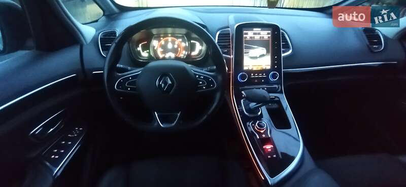 Мінівен Renault Espace 2016 в Стрию