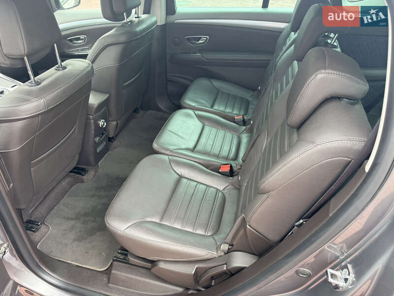 Минивэн Renault Espace 2016 в Ровно