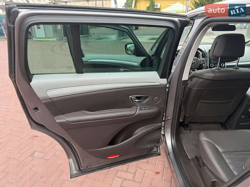 Минивэн Renault Espace 2016 в Ровно