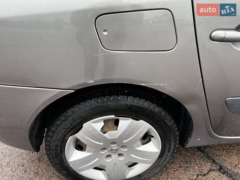 Мінівен Renault Espace 2003 в Ужгороді