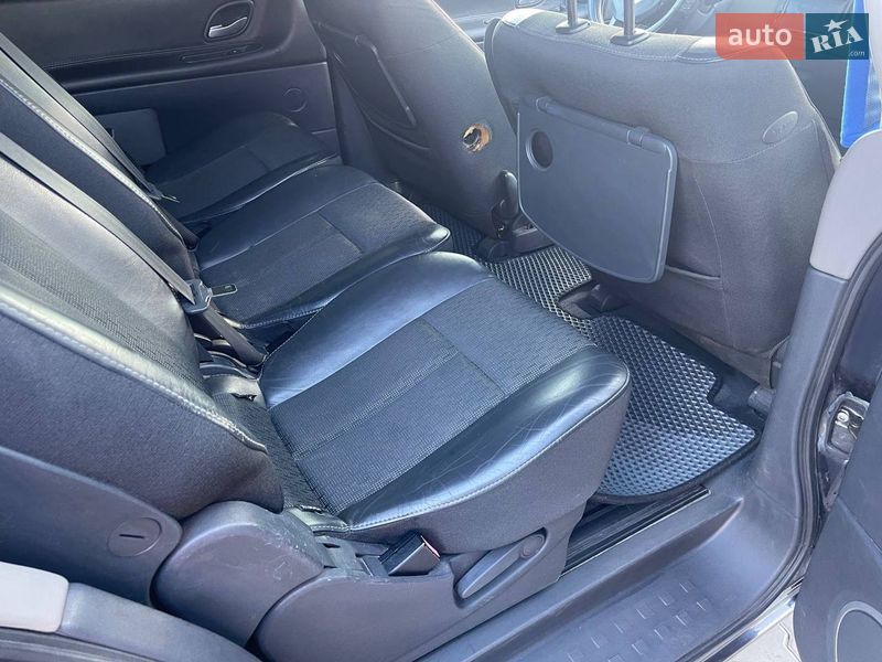 Минивэн Renault Espace 2006 в Луцке