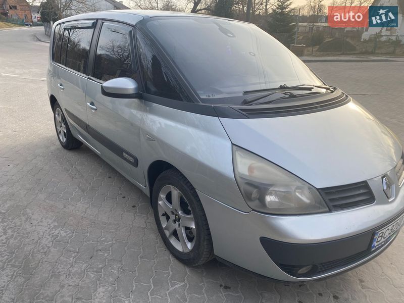 Минивэн Renault Espace 2003 в Городке