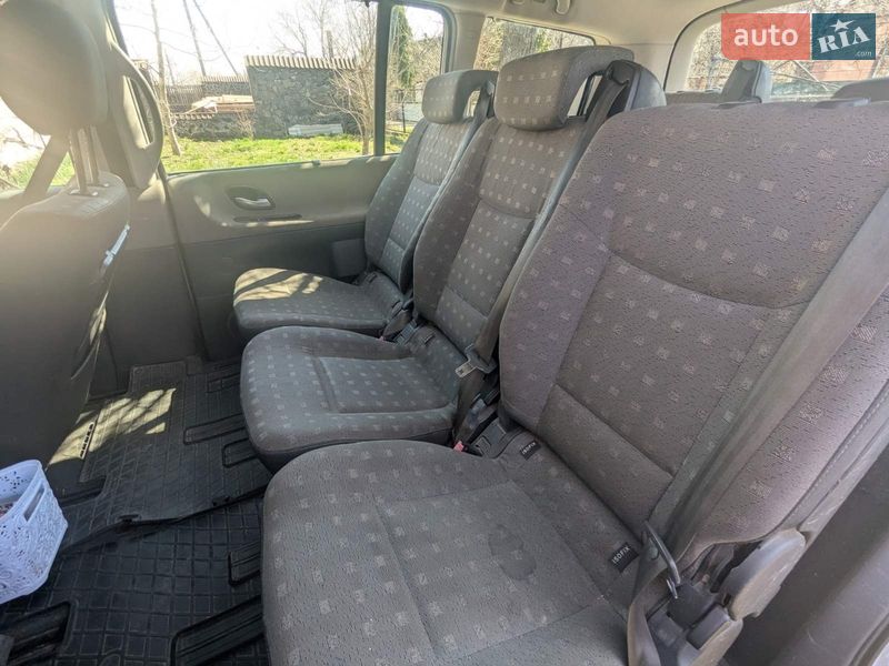 Мінівен Renault Espace 2005 в Корсунь-Шевченківському