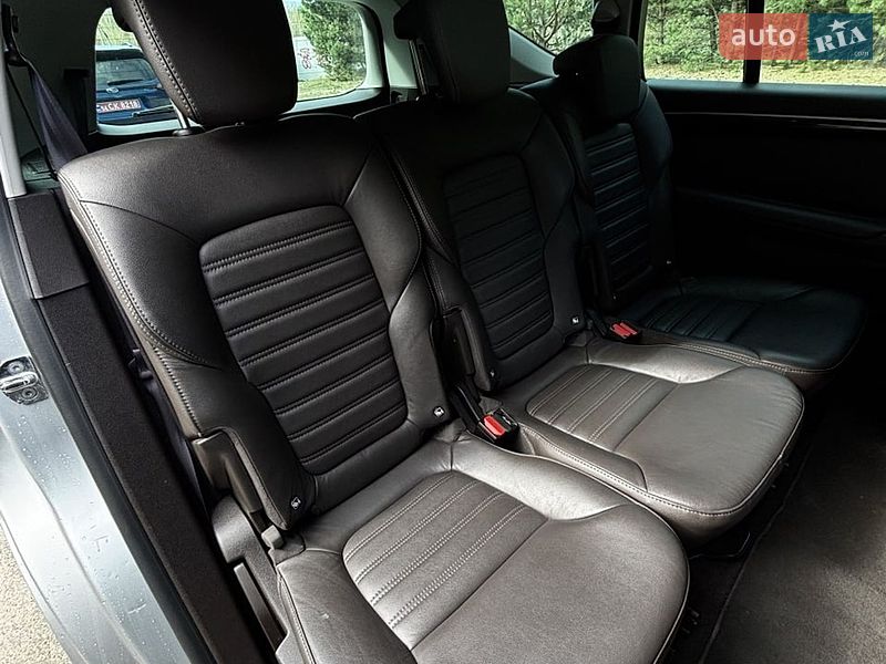 Минивэн Renault Espace 2017 в Белогородке