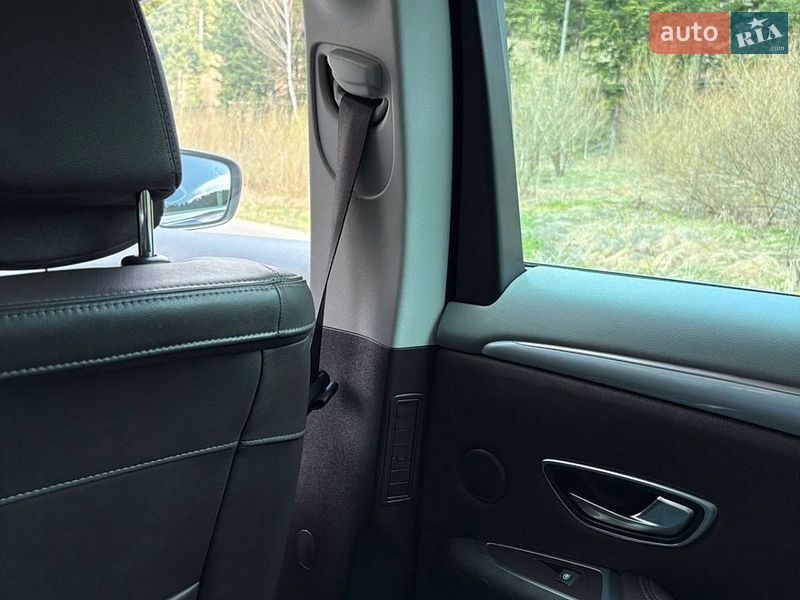 Минивэн Renault Espace 2017 в Турке