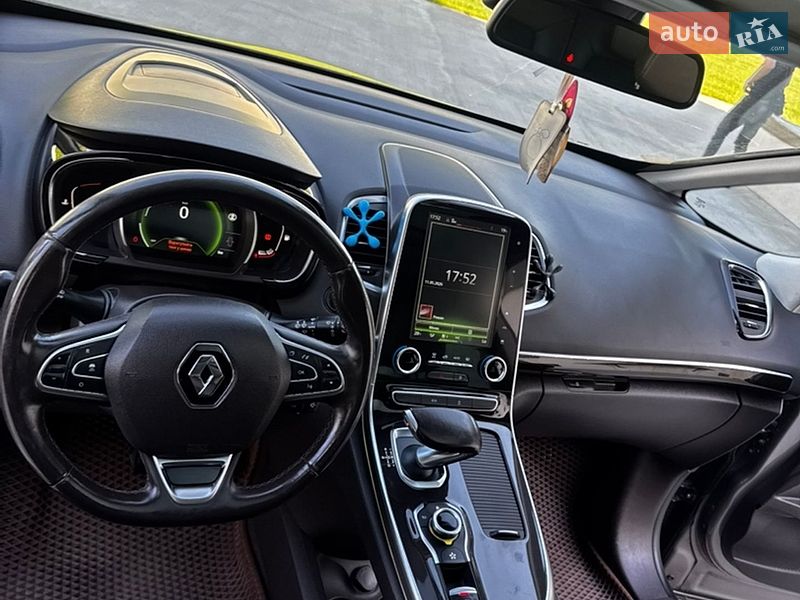 Минивэн Renault Espace 2015 в Луцке